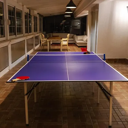 Bujtina E Diellit Boutique וילה *