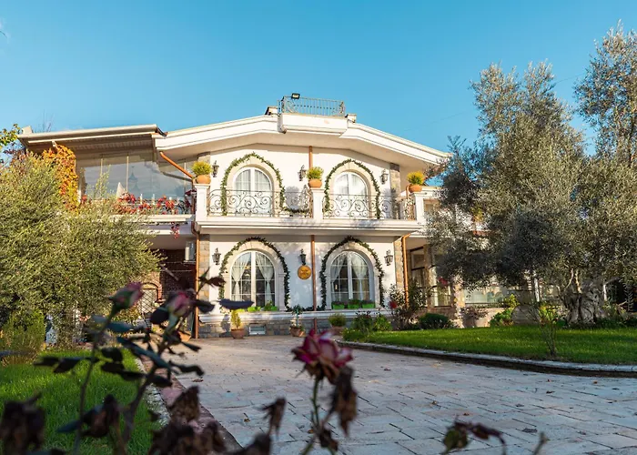 Bujtina E Diellit Boutique * Tirana