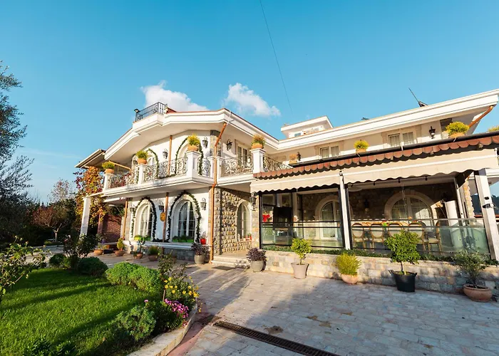 Villa Bujtina E Diellit Boutique Tirana