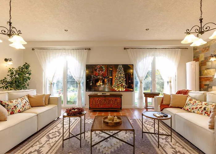 Bujtina E Diellit Boutique Villa