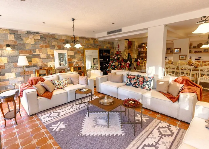 Bujtina E Diellit Boutique *