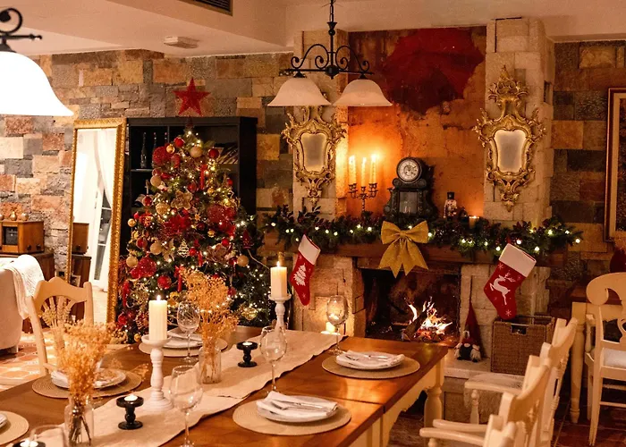 Bujtina E Diellit Boutique Villa *